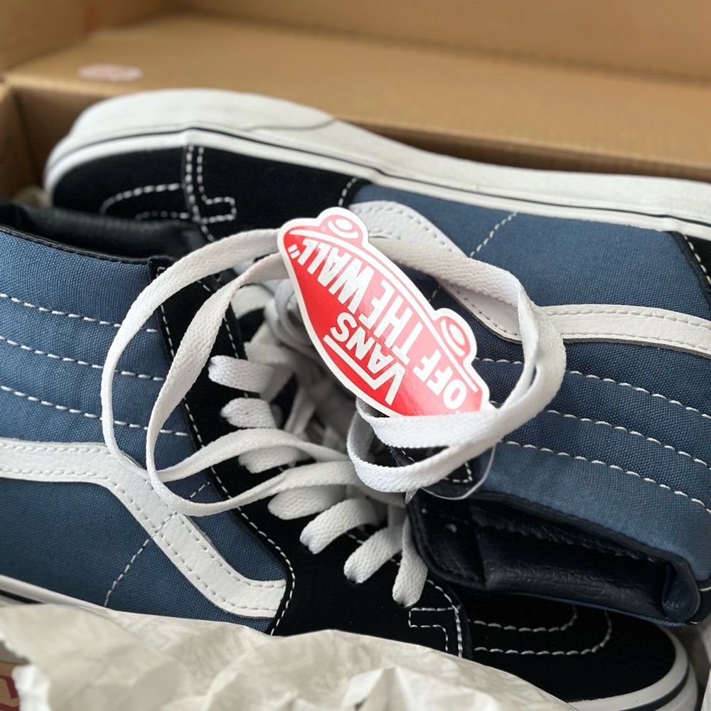 NEW🔥 Navy High Top Vans Sneakers! - Picture 4 of 8